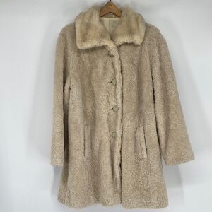 Vintage Cream Shearling Faux Fur Coat Size Large?